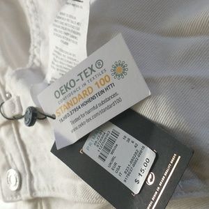 Denim Co size 6 white women's shorts